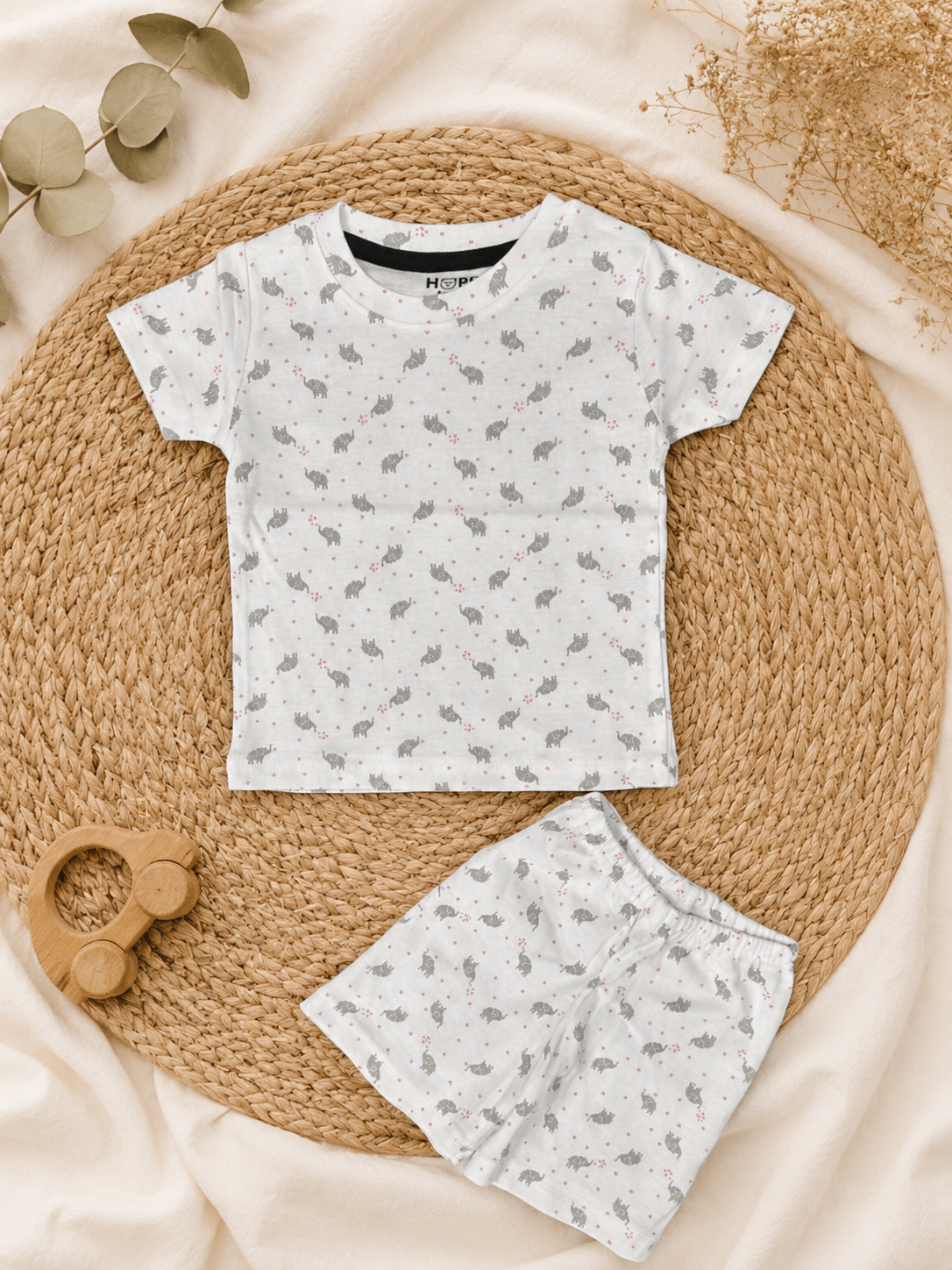 Tiny Elephant Shorts Sets (1 Years  to 5 Years)
