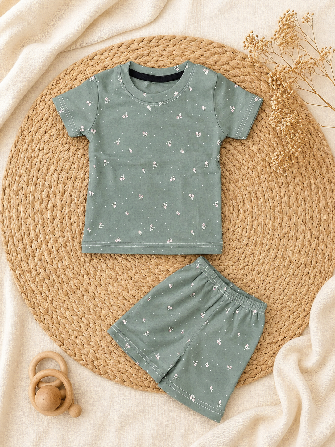 Green Botaical Shorts Sets (1 Years  to 6 Years)