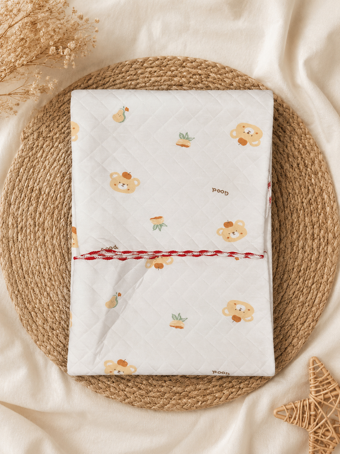Cute Diamond Quilt Receiving Blanket