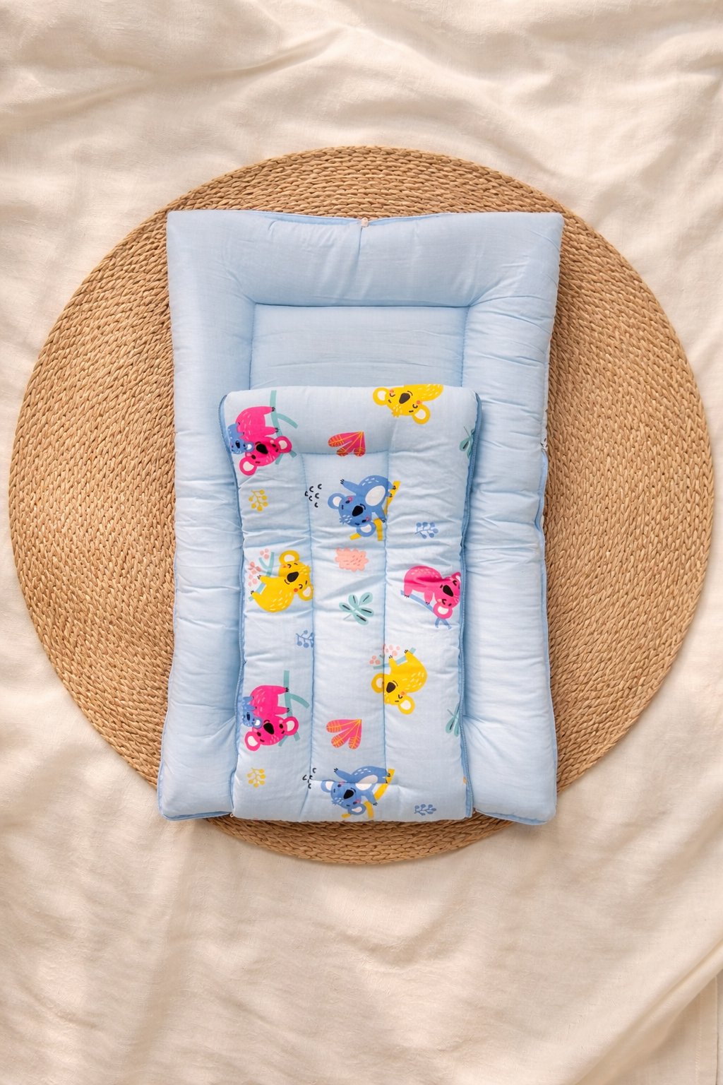 Animal Friends Baby Bed – 2 in 1 Carry Nest 🐻🐼