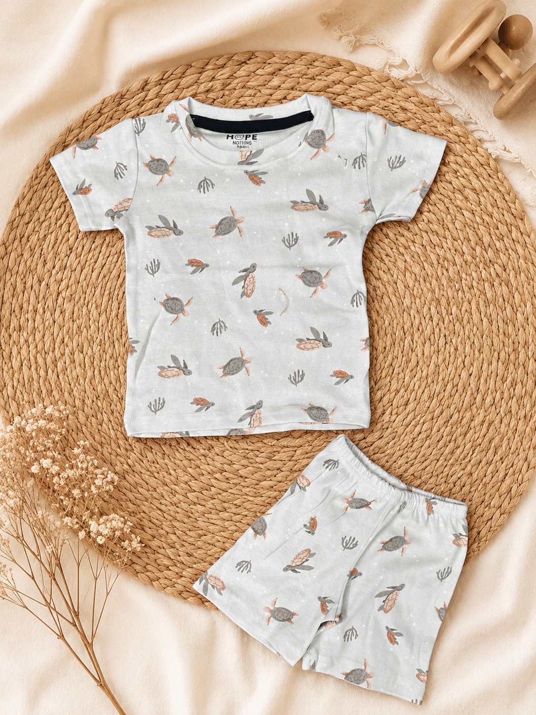 Green Turtle Shorts Sets (1 Years  to 6 Years)
