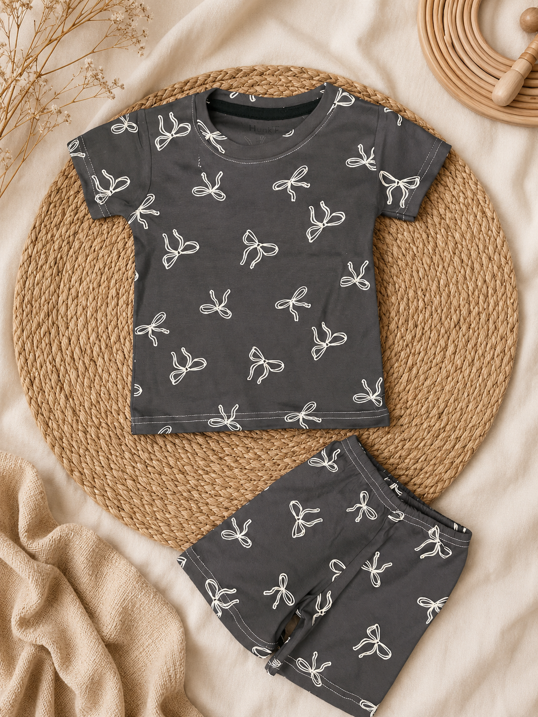 Black Bow Shorts Sets (1 Years  to 6 Years)
