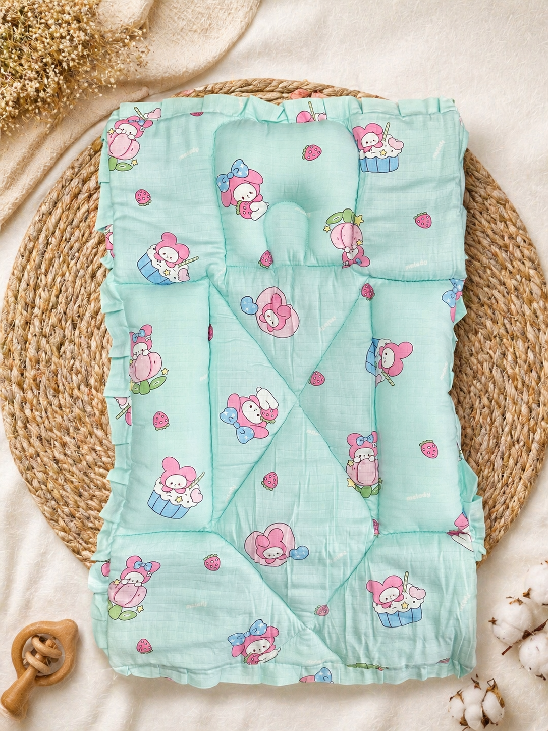 Melody Muslin Sleeping Bed
