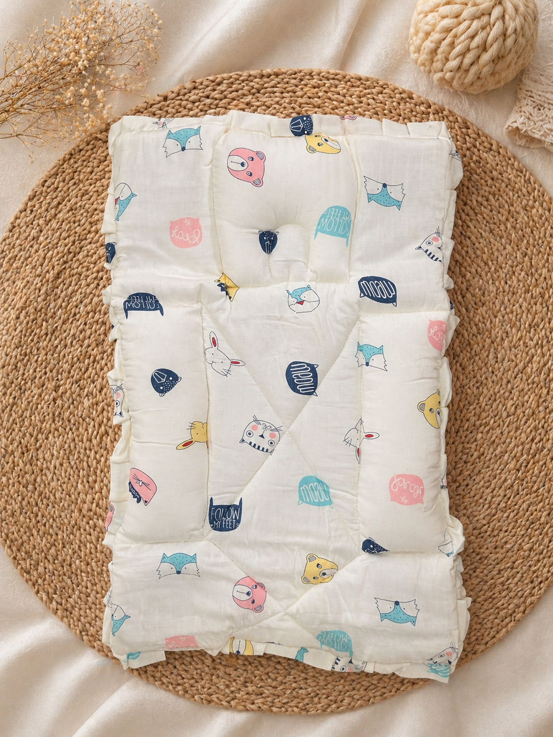 Doodle Cartoons Muslin Sleeping Bed