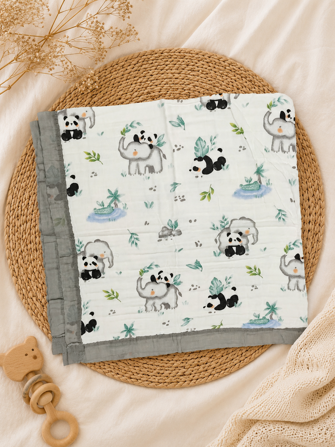 Elephant & Panda 6-Layer Crinkled Muslin Blanket