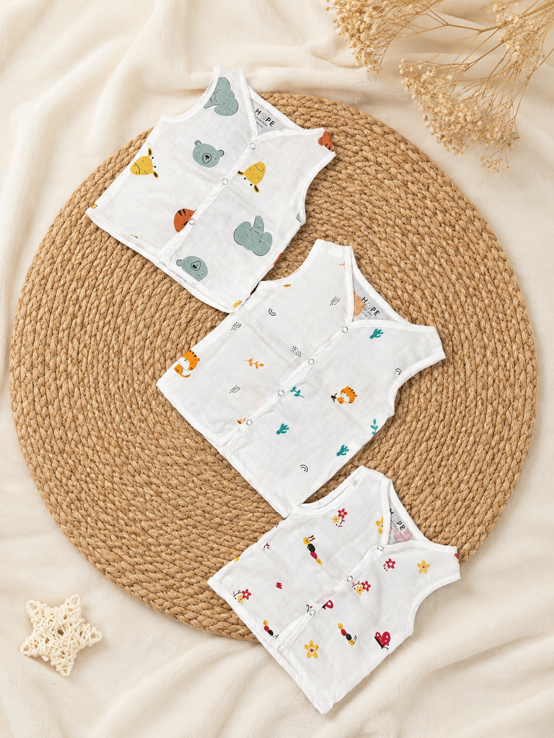 Muslin Sleeveless Jabla | Random