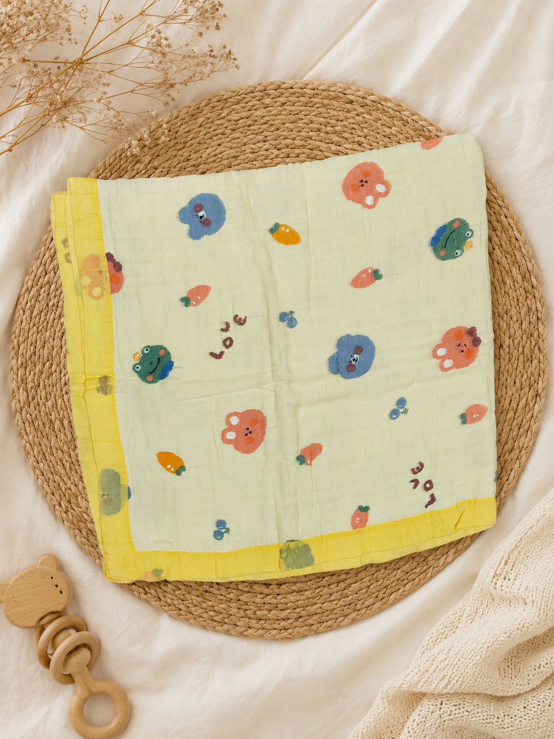Yellow Carrot & Frog 6-Layer Crinkled Muslin Blanket